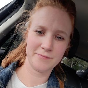 Meet your Posher, Abbey